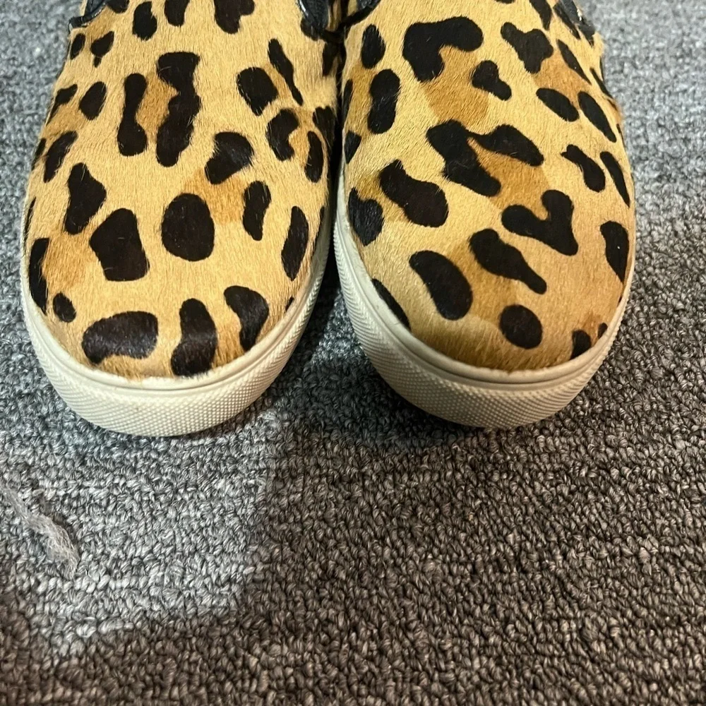 Steve Madden Eccentric Pony Hair Sneaker Leopard Women's Size 9 Loafer Shoe